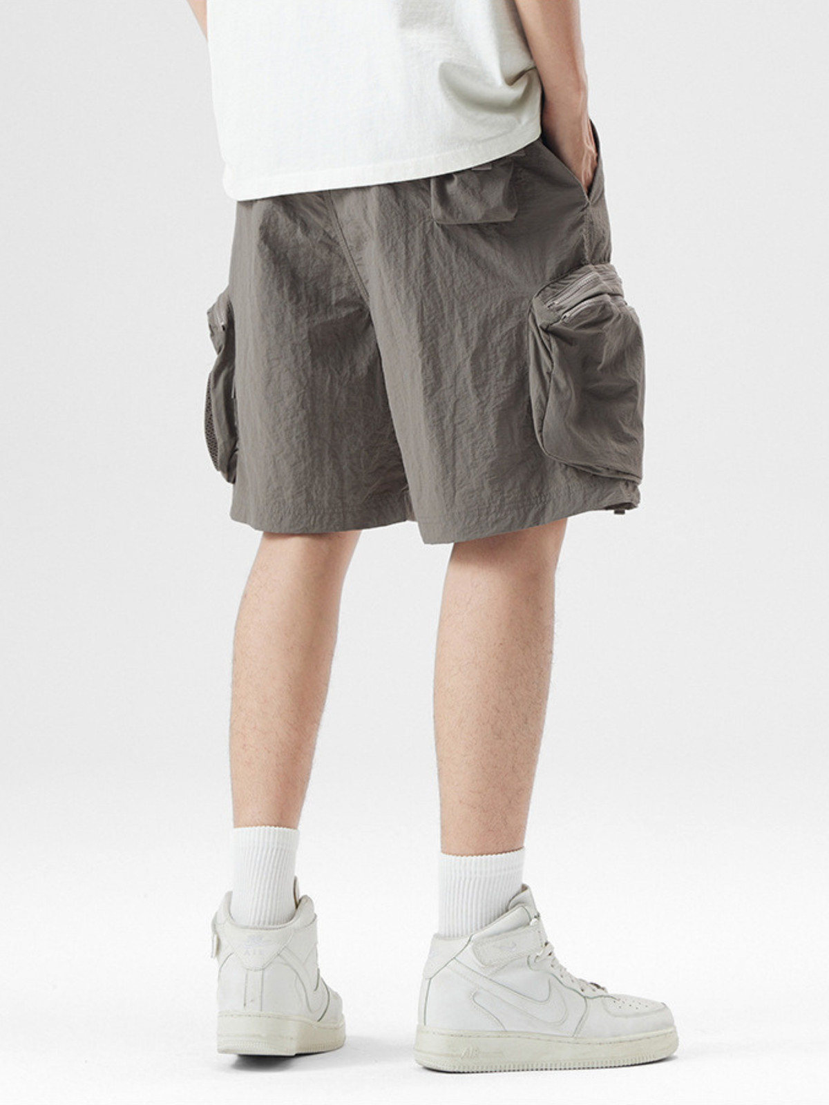 AlpineCrag - Men's Breathable Wrinkle-Resistant Cargo Shorts