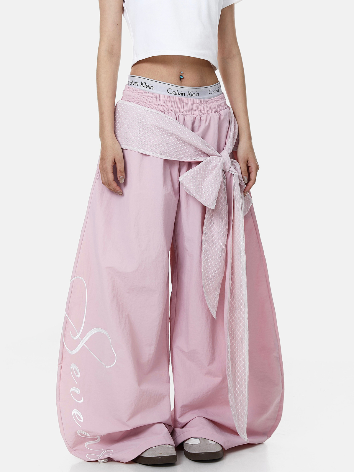 WarmSack - Women's Lace-Up Layered Curved Parachute Pants